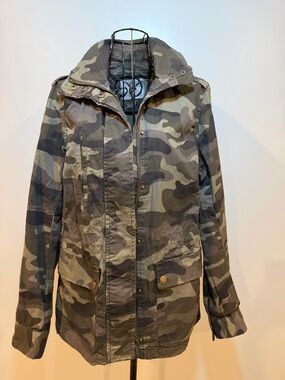 2Sable Camouflage Jacket